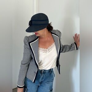 Elegant Louis Feraud Houndstooth Women's Blazer